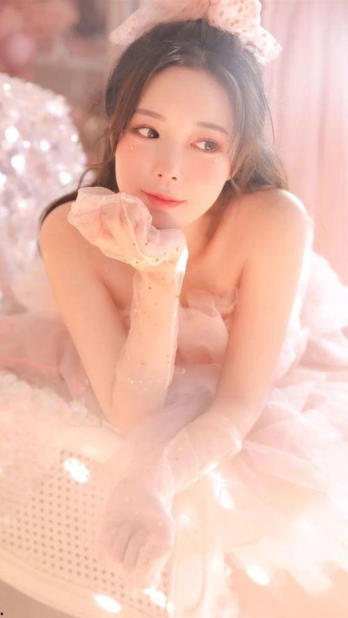 av唯美女同系列,AV唯美女同系列，探索同性爱情的独特魅力